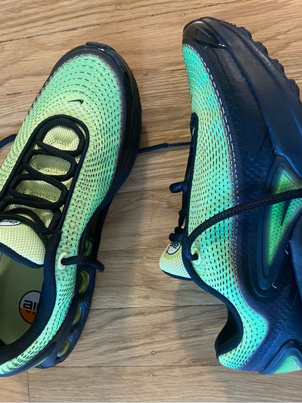 NEW Nike Air Max DN Green Strike